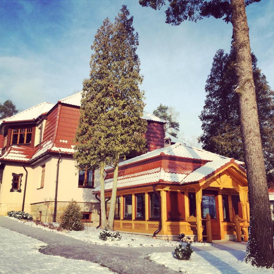 Villa Filmowiec Polanica-Zdrój Exteriör bild