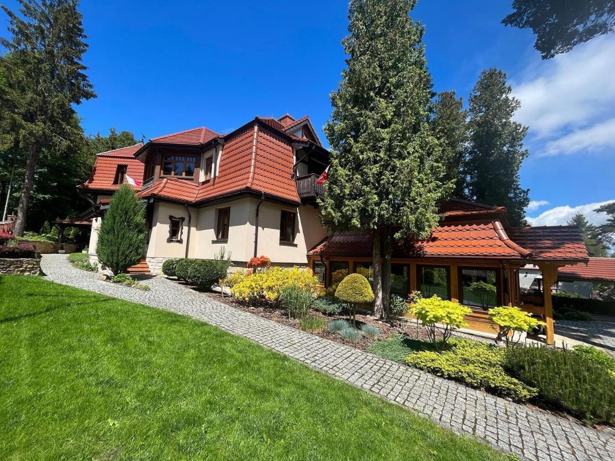 Villa Filmowiec Polanica-Zdrój Exteriör bild