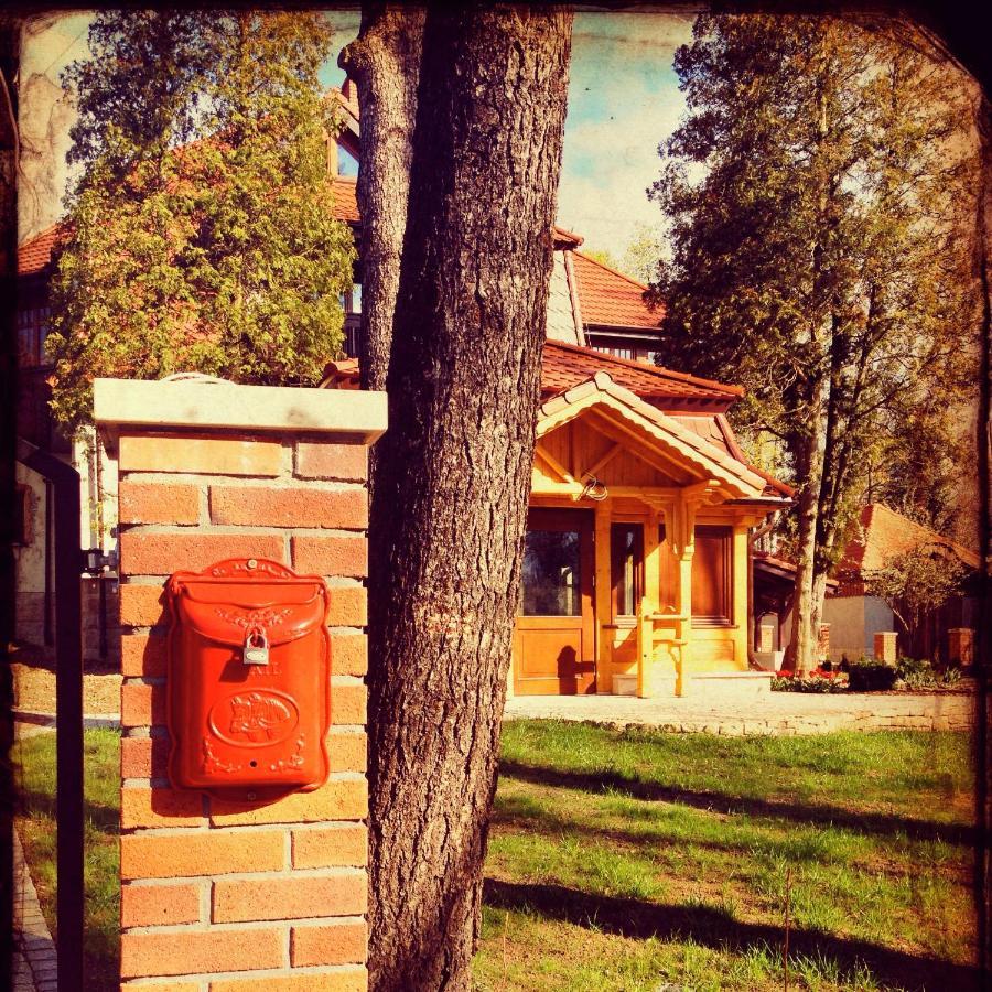 Villa Filmowiec Polanica-Zdrój Exteriör bild