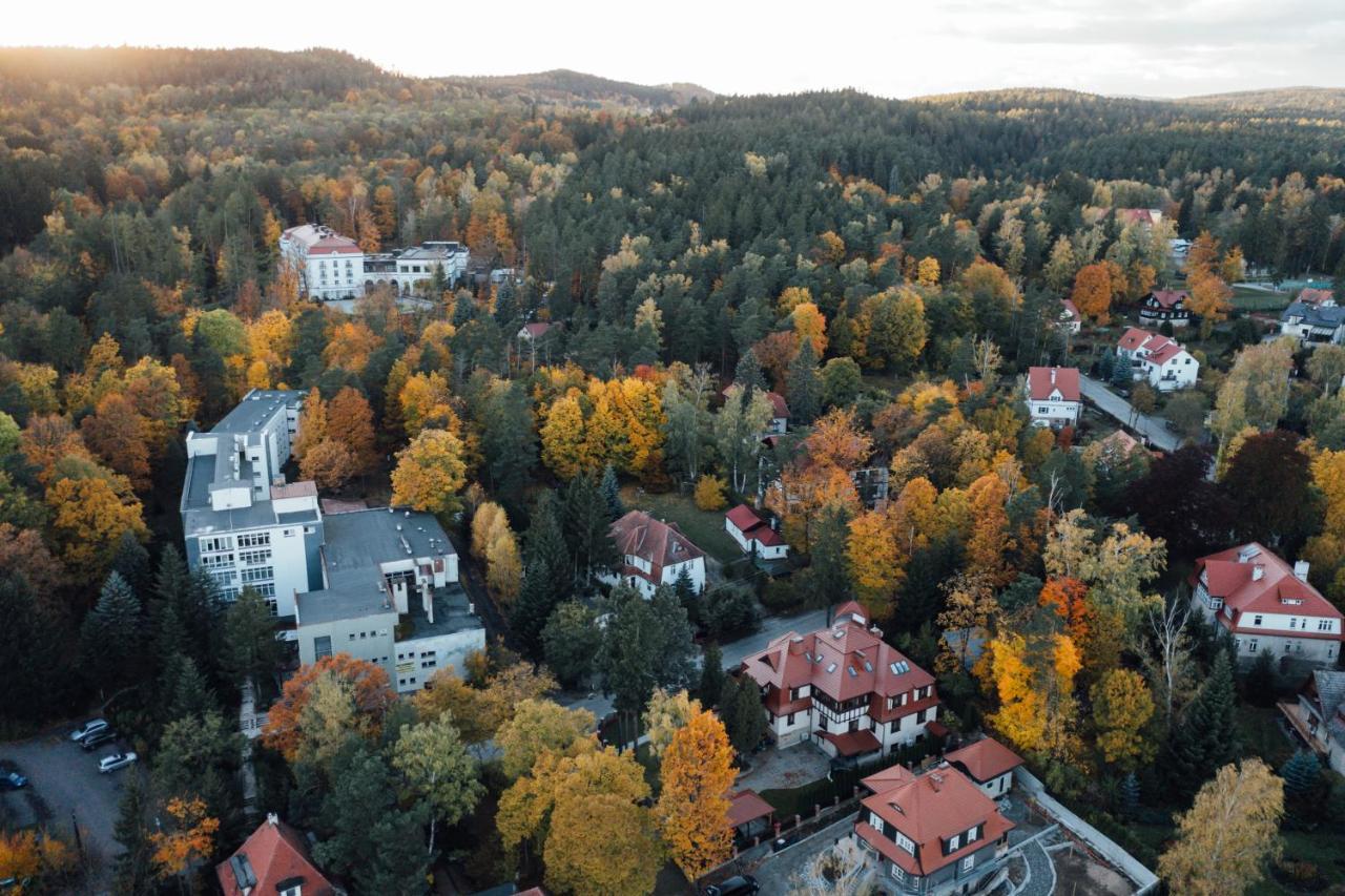Villa Filmowiec Polanica-Zdrój Exteriör bild