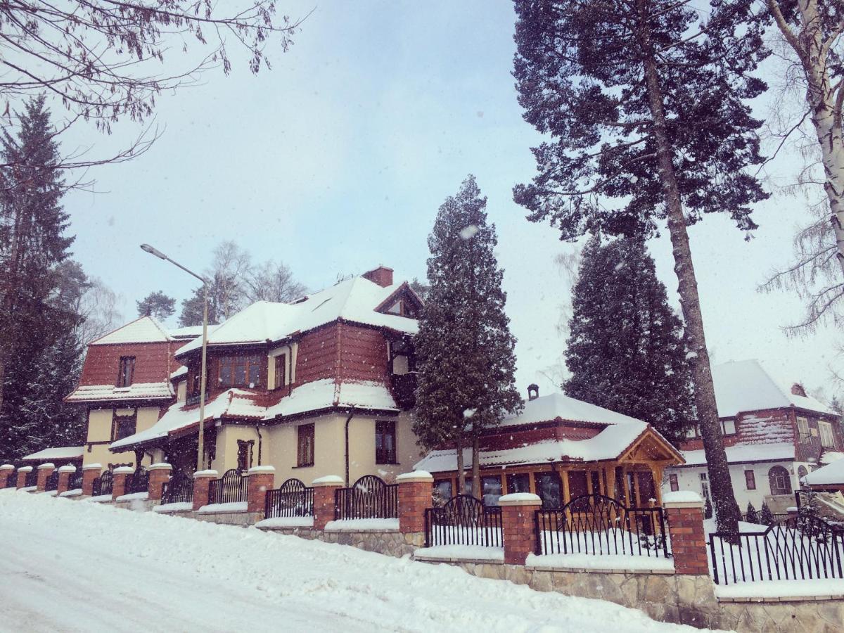 Villa Filmowiec Polanica-Zdrój Exteriör bild