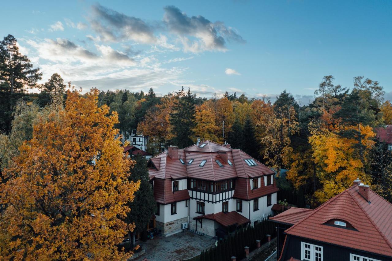 Villa Filmowiec Polanica-Zdrój Exteriör bild