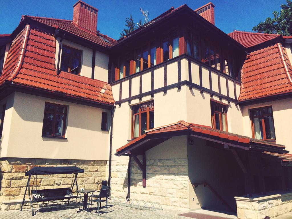 Villa Filmowiec Polanica-Zdrój Exteriör bild