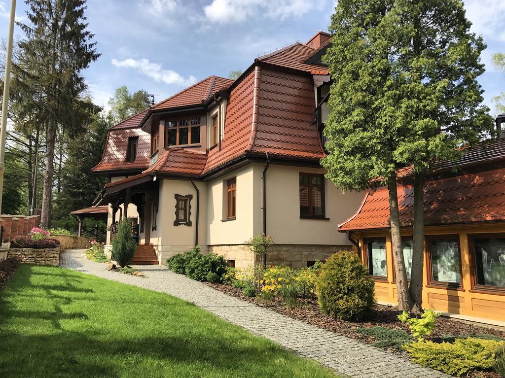 Villa Filmowiec Polanica-Zdrój Exteriör bild
